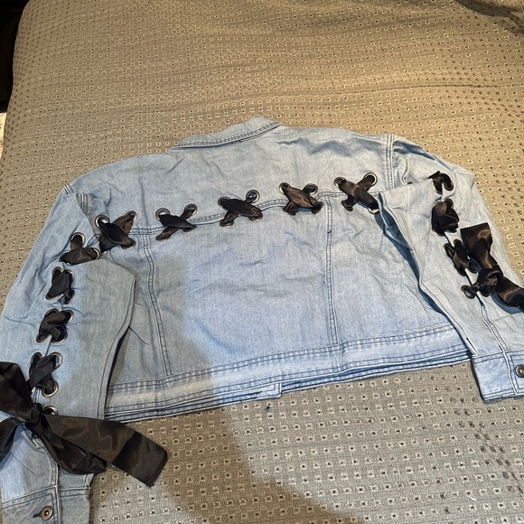 Lane Bryant Light Blue Denim Jacket - Picture 5 of 16